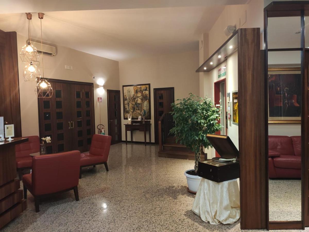 Hotel Svevia Altamura Exterior photo