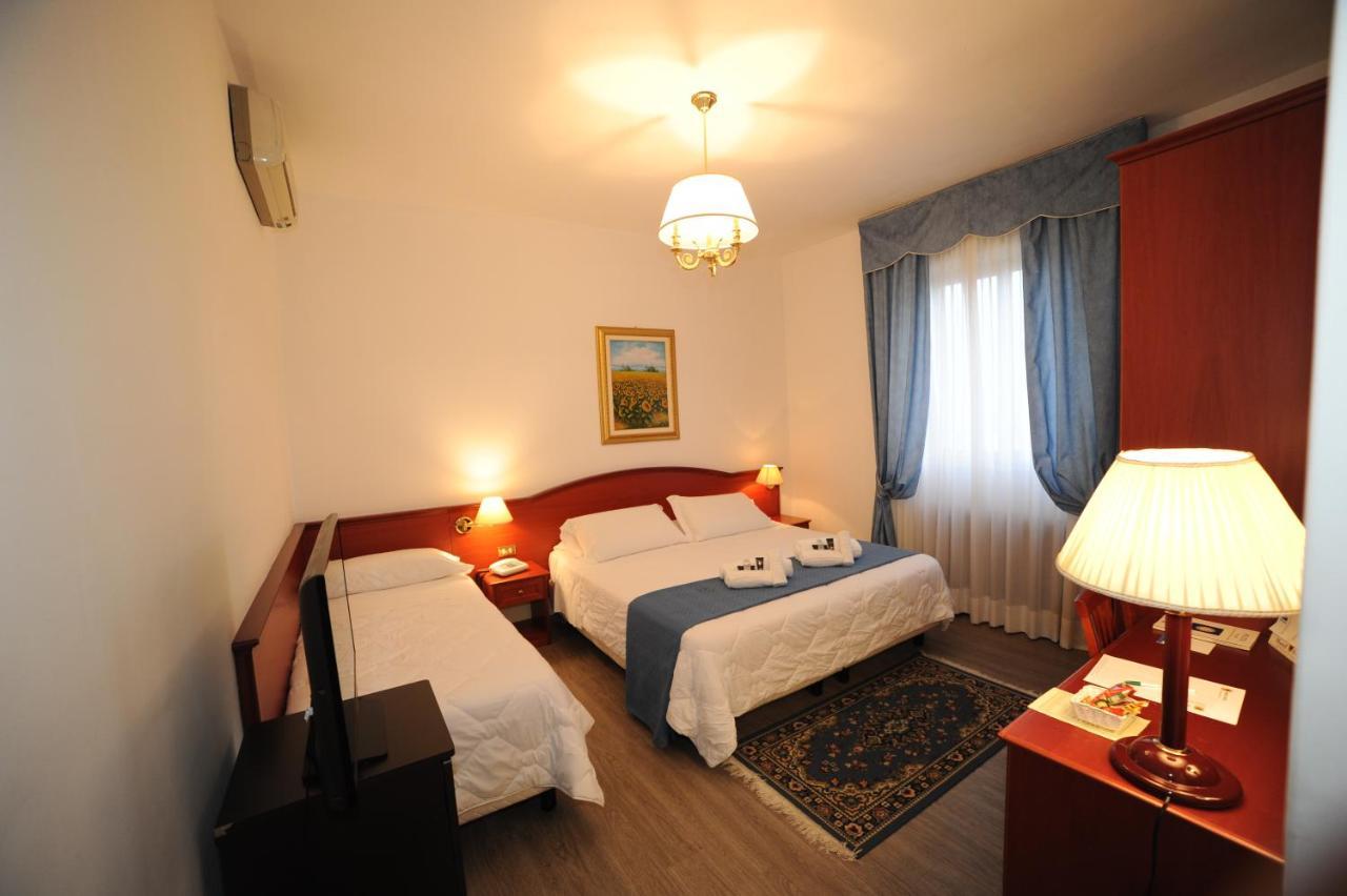 Hotel Svevia Altamura Exterior photo